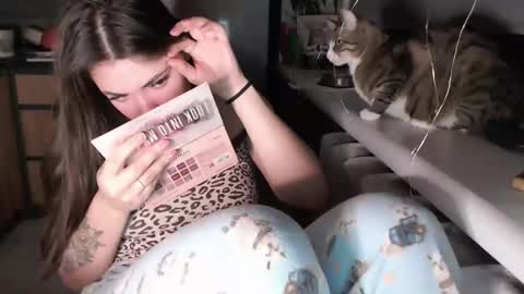 Sofi online show from February 18, 11:19 pm