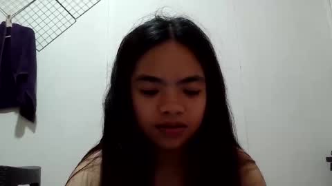 sofia_587145 online show from May 29, 3:21 pm