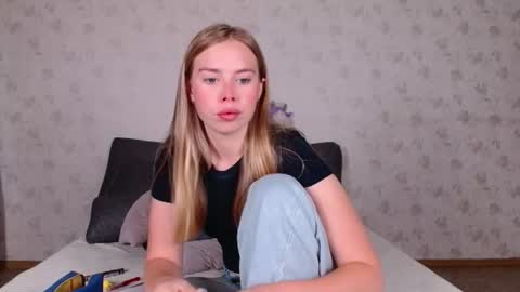 Sofia here online show from July 16, 12:15 am