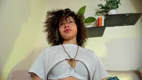 S O F I A  online show from June 5, 8:15 pm