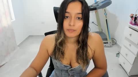 Snapshot of sofia_new chatting on September 12, 8:16 pm sofia_new online show from September 12, 8:16 pm
