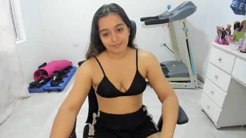 Snapshot of sofia_new chatting on October 13, 4:20 pm sofia_new online show from October 13, 4:20 pm