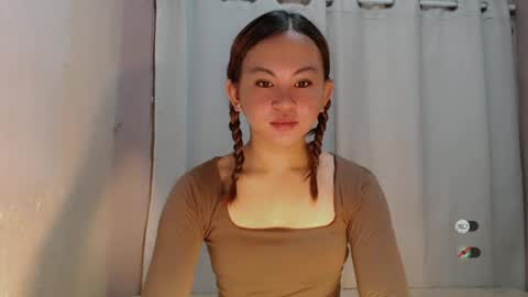 sofia_sweetheart18 online show from June 29, 10:20 pm