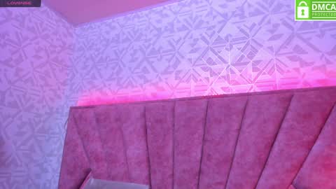 Snapshot of sofia_white3 chatting on December 28, 11:19 am Sofa online show from December 28, 11:19 am