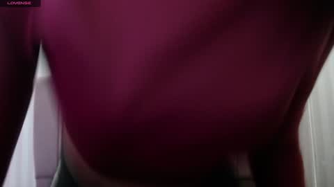 Snapshot of sofia_white3 chatting on January 2, 11:09 am Sofa online show from January 2, 11:09 am