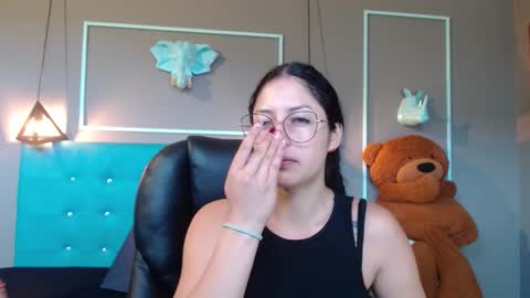 Snapshot of sofia_white3 chatting on October 5, 11:37 am Sofa online show from October 5, 11:37 am