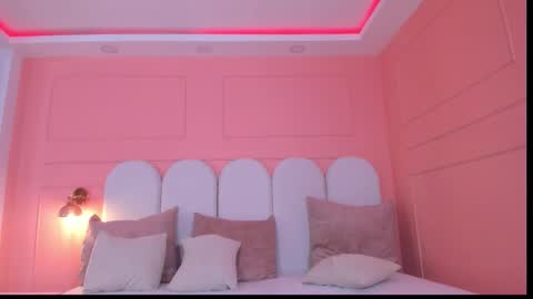 Sofia Lopez online show from November 9, 12:05 am