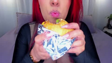 Sofi cortes626 Ig online show from July 7, 6:27 am