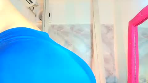 sofiacastillo01 online show from July 16, 1:59 pm