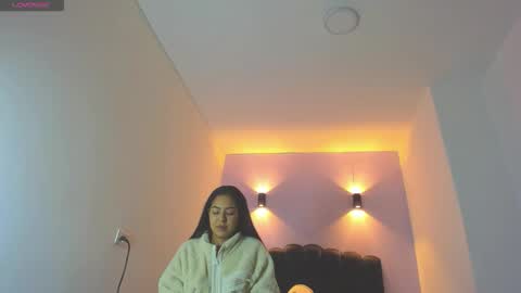 Snapshot of sofiaclaus_19 chatting on October 13, 4:04 am Sofia online show from October 13, 4:04 am