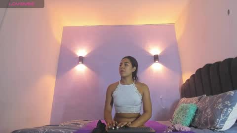 Snapshot of sofiaclaus_19 chatting on February 26, 3:57 am Sofia online show from February 26, 3:57 am