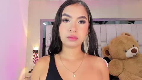Snapshot of sofiacortez chatting on February 17, 11:55 am Sofia online show from February 17, 11:55 am