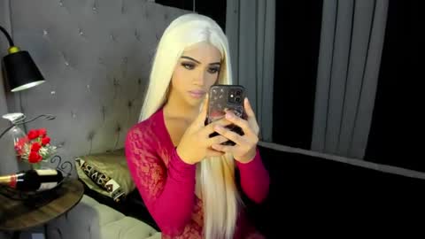 sofiamojic online show from July 22, 3:07 am