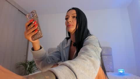 SOFIA independent model  online show from July 10, 1:55 pm