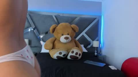  sofie  online show from February 25, 8:07 pm