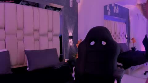  sofie  online show from March 9, 7:28 pm