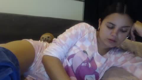 Snapshot of sofigarcia17 chatting on October 20, 2:03 am sofi online show from October 20, 2:03 am