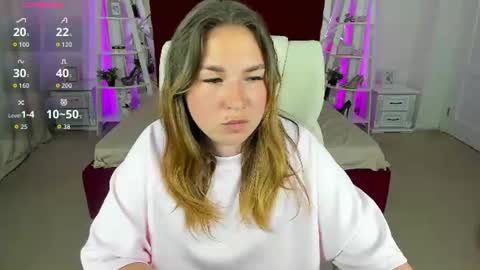 sofii_darling online show from June 12, 5:32 pm