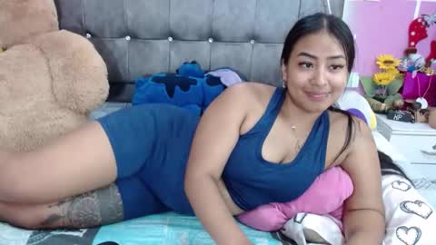 Snapshot of sofiiadreams chatting on February 19, 11:25 pm sofia Dreams online show from February 19, 11:25 pm
