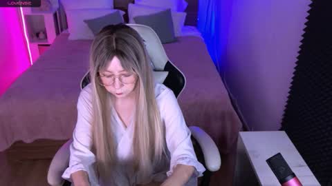 Snapshot of sofiisun chatting on October 16, 5:21 am Sofia online show from October 16, 5:21 am