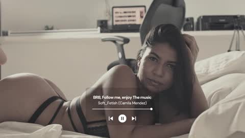 Snapshot of soft_fetish chatting on March 12, 6:29 am Camila M online show from March 12, 6:29 am