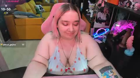 Sofie online show from July 6, 5:02 am