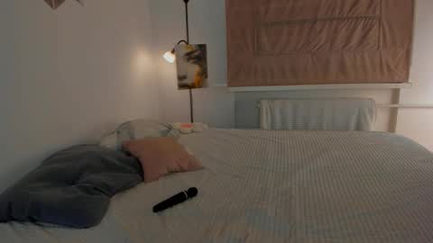 sofia online show from November 27, 3:59 pm