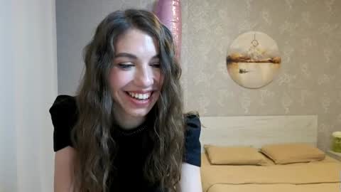 Kelly online show from June 21, 4:22 pm