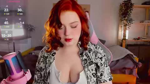 Snapshot of sofy_benson chatting on February 14, 11:10 am Sofy online show from February 14, 11:10 am