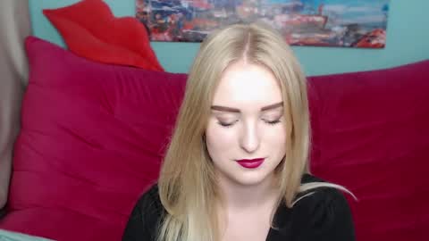 Sofie  online show from October 18, 6:16 am