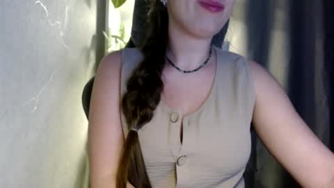 Snapshot of solisgaby chatting on February 15, 4:45 pm Gaby Solis online show from February 15, 4:45 pm