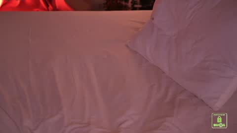 Snapshot of sonalegend_ chatting on January 24, 1:24 am My name isSonya online show from January 24, 1:24 am