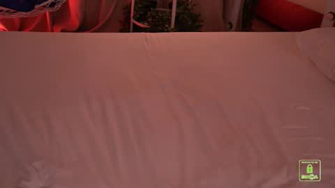 Snapshot of sonalegend_ chatting on September 15, 5:09 pm My name isSonya online show from September 15, 5:09 pm