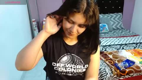 Snapshot of soniafuckboobs chatting on January 28, 3:36 am soniafuckboobs online show from January 28, 3:36 am