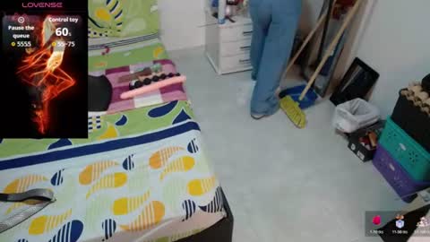 soniafuckboobs online show from June 24, 12:26 pm
