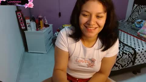 Snapshot of soniafuckboobs chatting on January 30, 2:36 pm soniafuckboobs online show from January 30, 2:36 pm