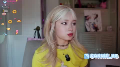 Sonnie online show from August 3, 2:23 pm