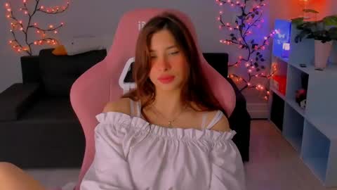 Sonya online show from May 14, 9:04 am