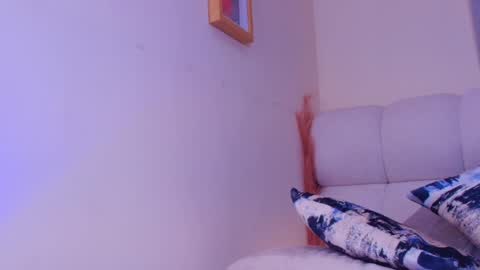 Sophia Roy online show from April 30, 6:02 pm