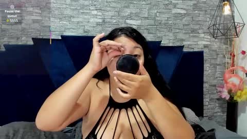 Snapshot of sophia_brunett chatting on September 23, 12:03 pm Sophia online show from September 23, 12:03 pm