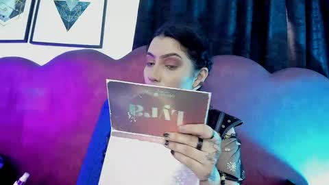 sophia hottie online show from June 6, 4:35 pm