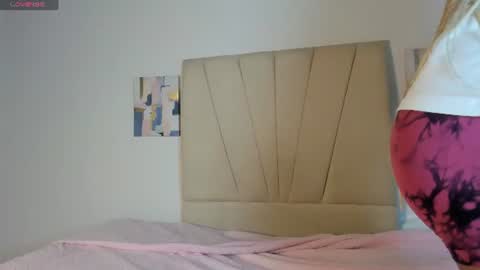 sophia_ebony___ online show from July 31, 12:17 pm