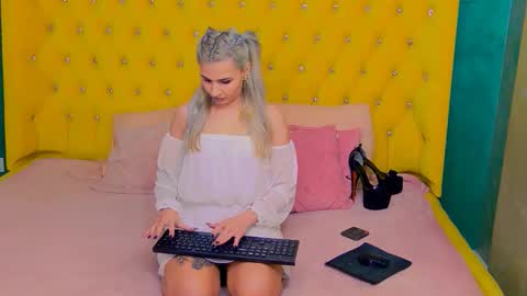 sophia smith4146 online show from November 29, 10:52 am