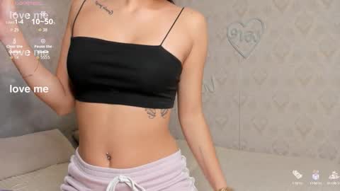 Snapshot of sophia_spark696 chatting on October 15, 9:34 am sophia_spark696 online show from October 15, 9:34 am