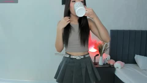 QUEEN OF SQUIRT online show from February 16, 4:45 am