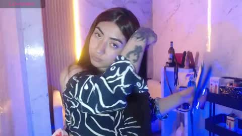Sophia online show from May 5, 3:42 am