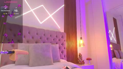 sophia_turneer online show from September 29, 9:20 pm