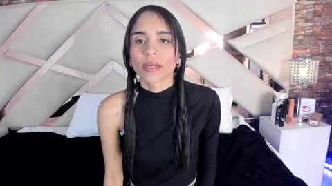 Sophia Paris online show from September 13, 5:04 am