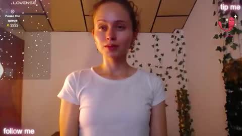 sophiamiller6 online show from May 3, 2:09 pm