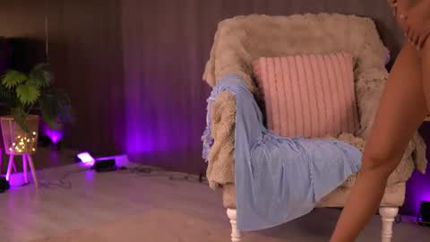 Sophie online show from June 18, 3:19 am